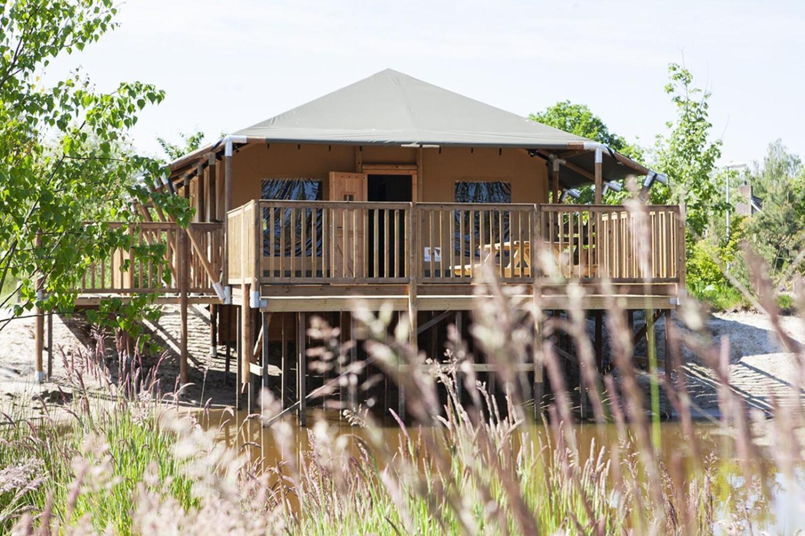 Vakantiepark Sallandshoeve Nieuw-Heeten Exterior foto