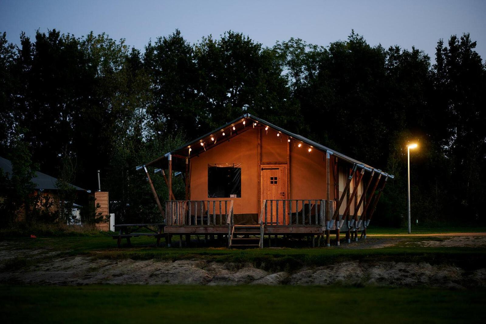 Vakantiepark Sallandshoeve Nieuw-Heeten Exterior foto